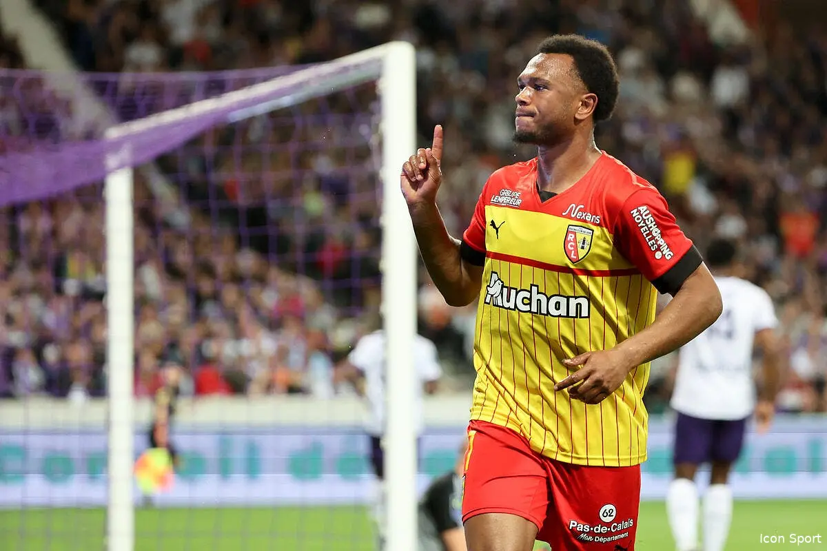ligue 1 lois openda lens encore elu joueur du mois icon rom18888 360455