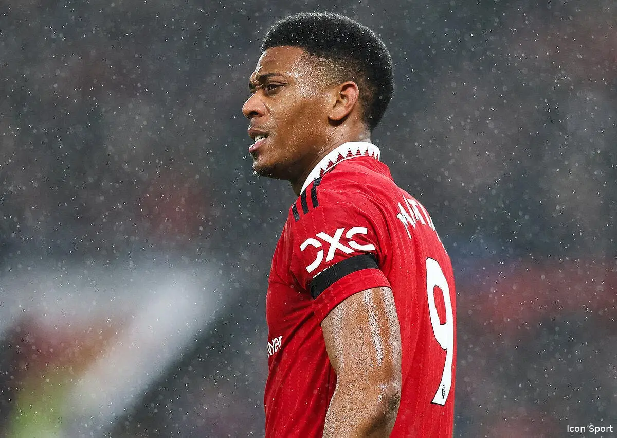 man united fait le menage martial jete dehors icon spi 075 ds man utd forest 358762