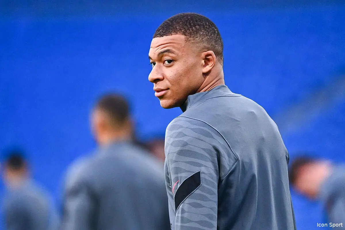 mbappe imprevisible aux trophees unfp le psg en panique mbappe 112 341123
