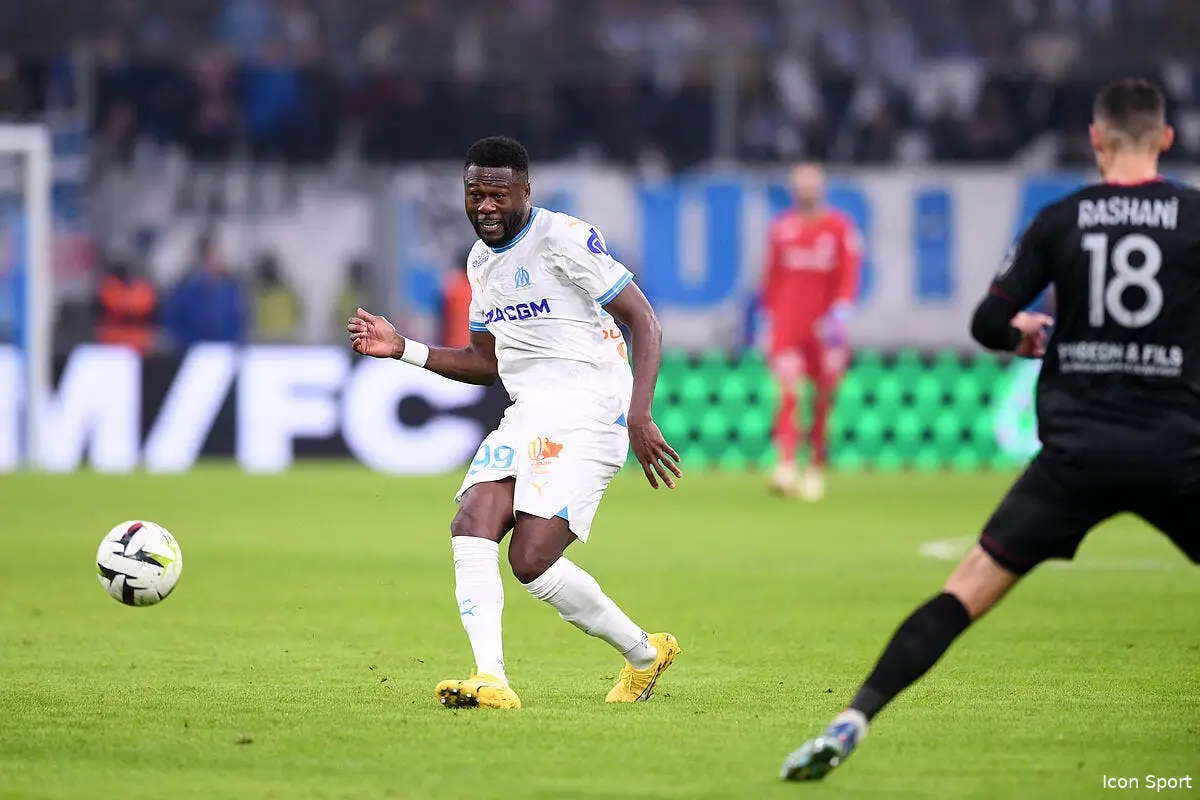 mbemba vendu en arabie saoudite l om en a reve tout l ete icon pl5 4776 369416