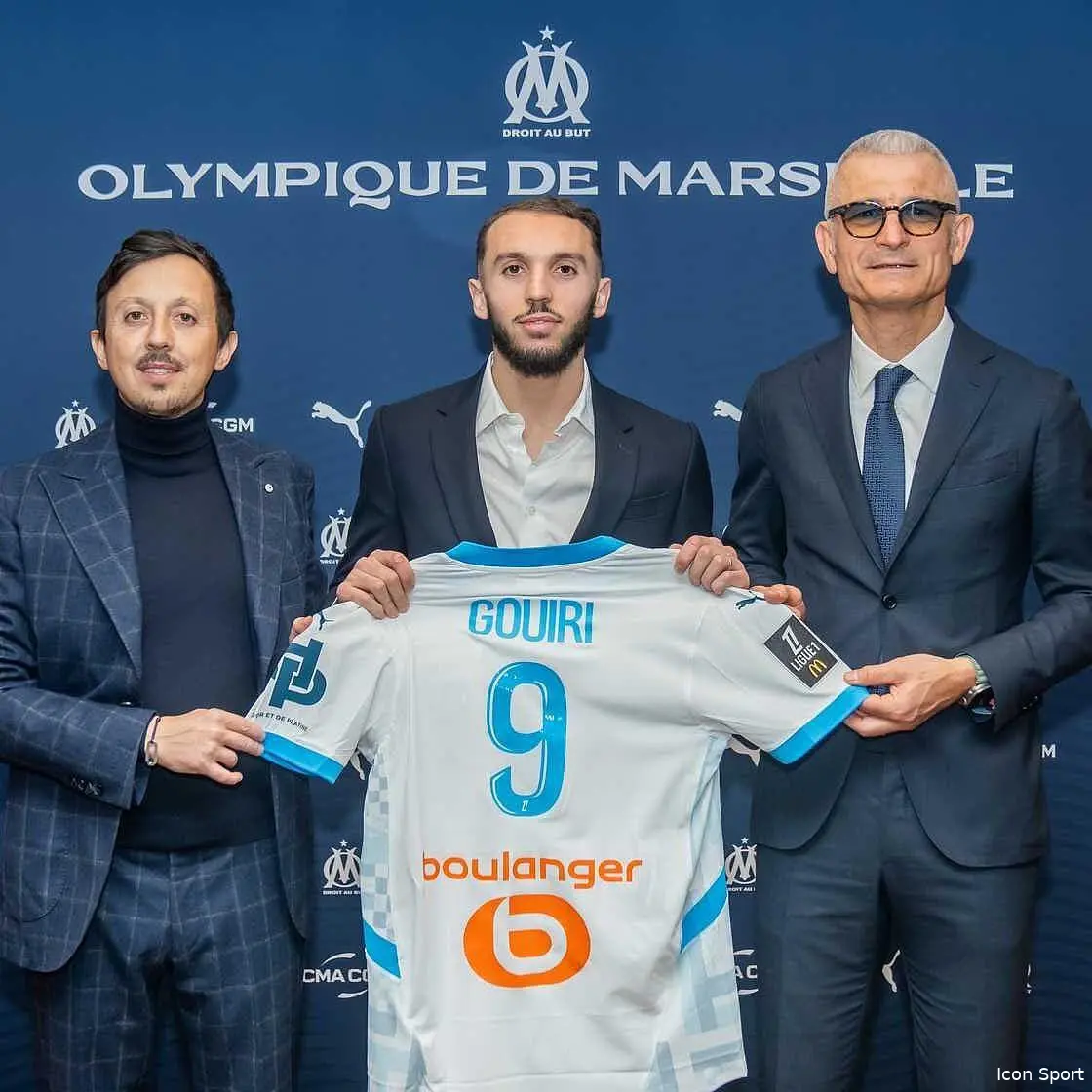 officiel amine gouri signe a l om gouiri 387739