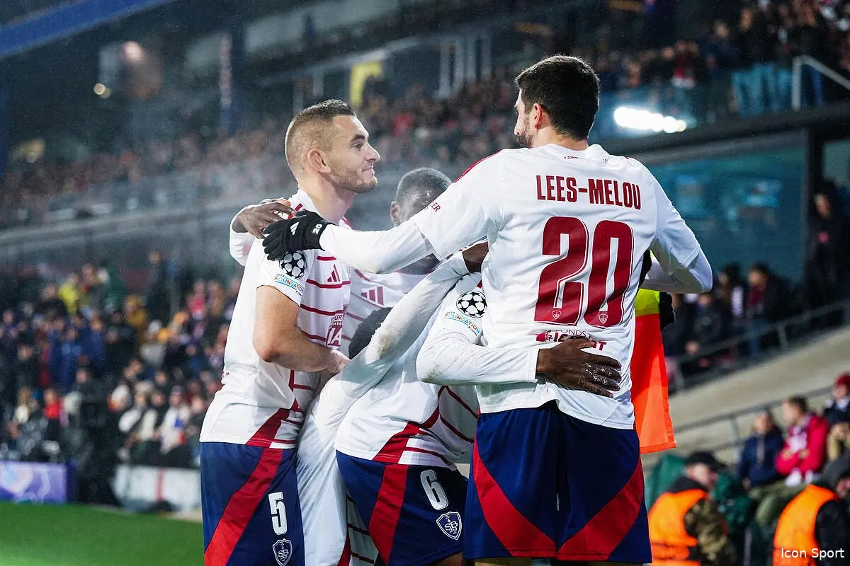 officiel brest prolonge son capitaine iconsport 243837 0224 383596