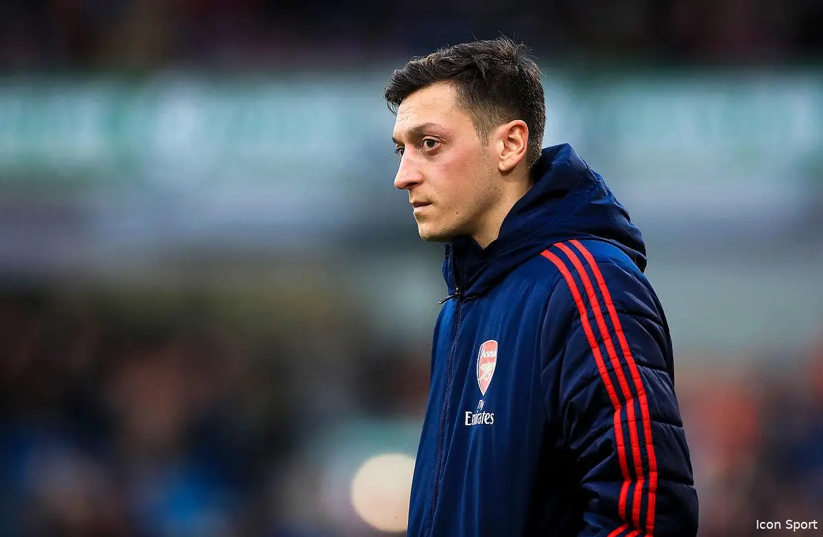 officiel ozil quitte arsenal et rejoint fenerbahce icon 50037538 304973