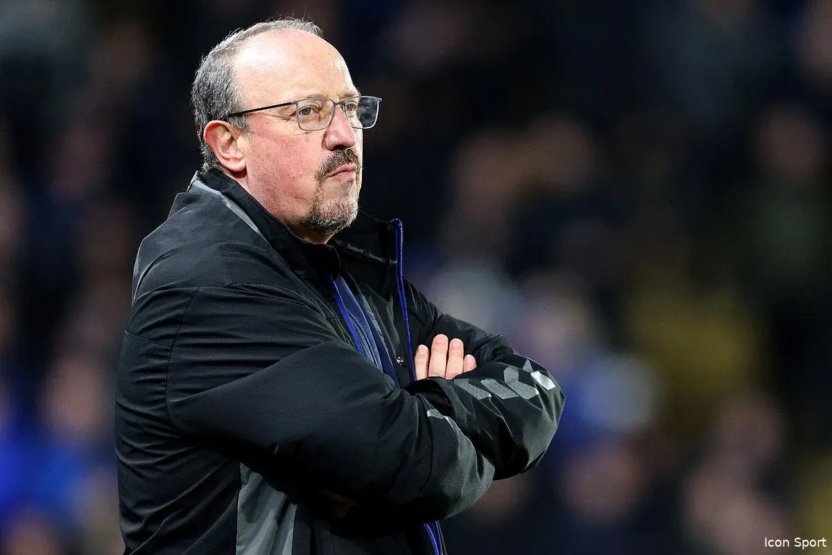 officiel rafael benitez vire d everton icon 019421 0085 332575