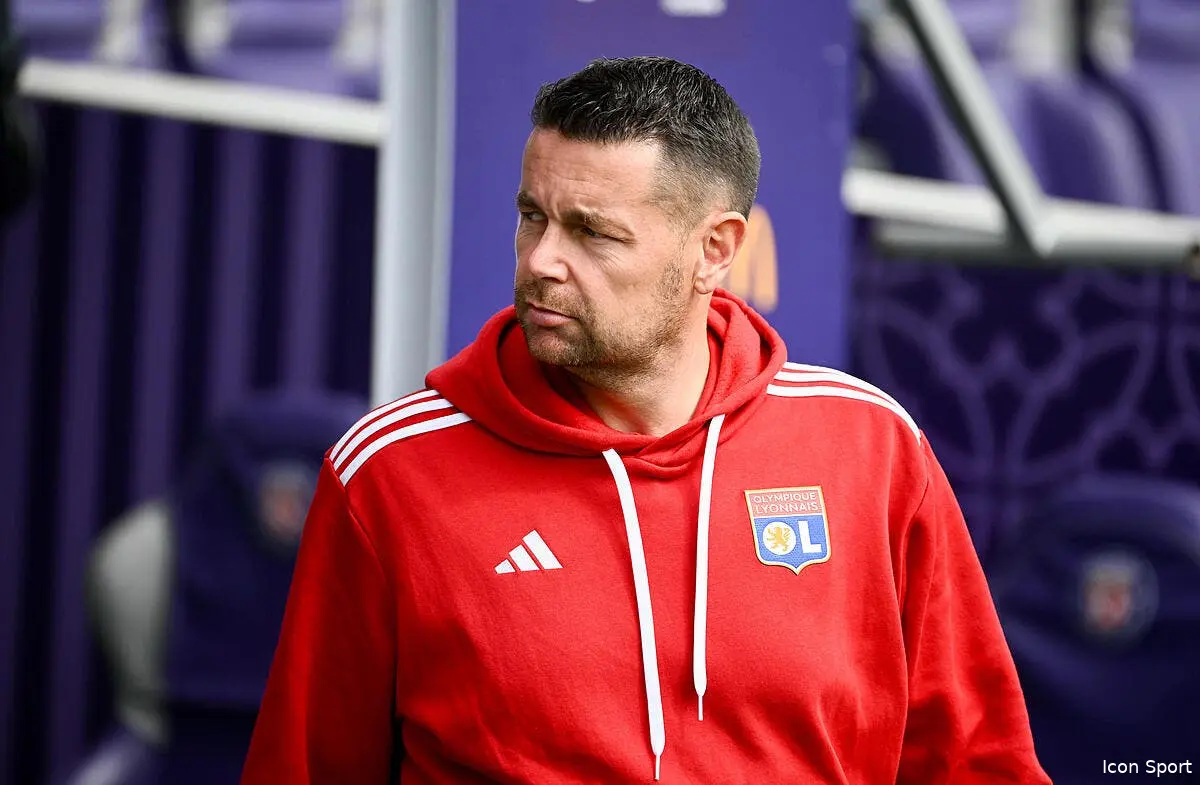 OL : Lopes s'énerve, Pierre Sage s'en moque complètement