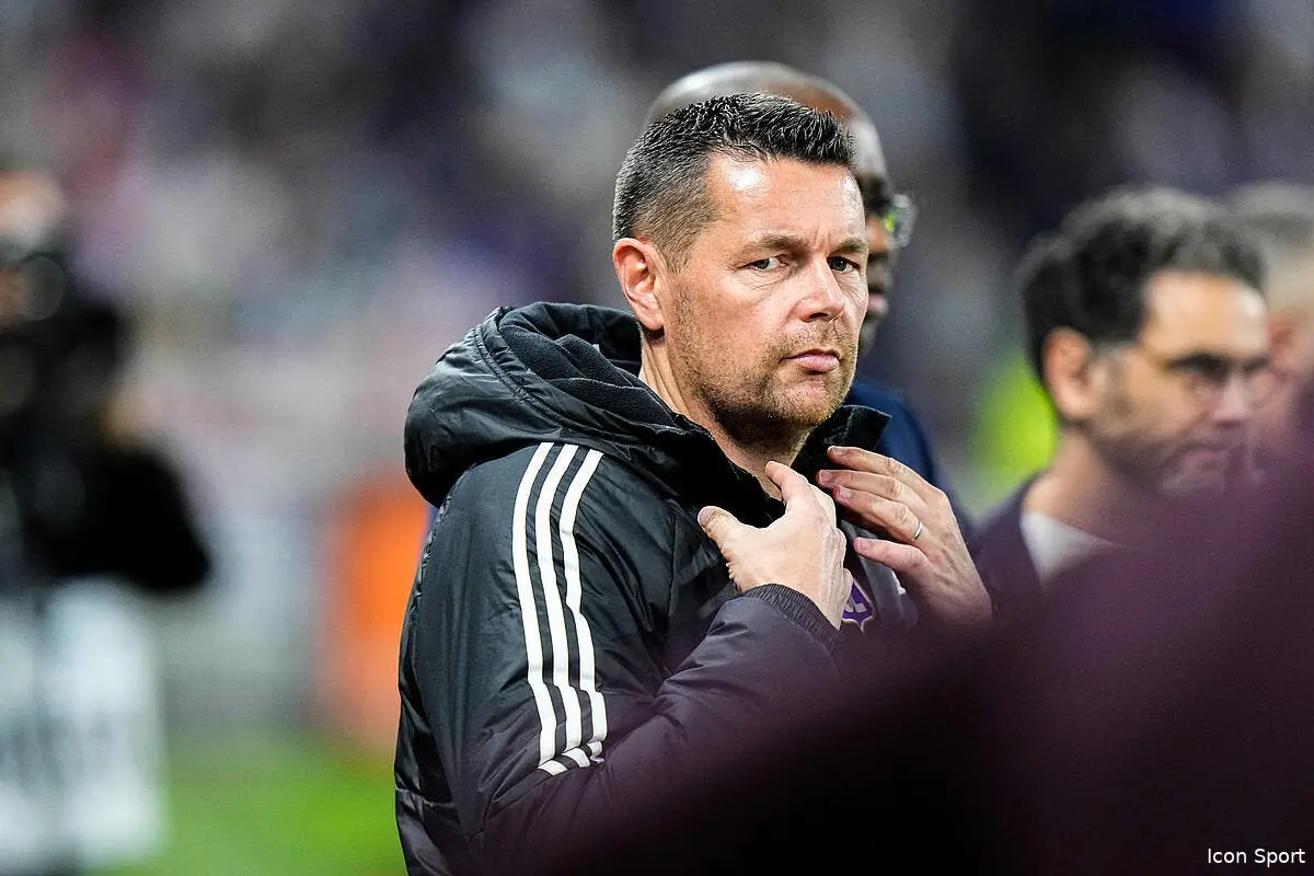 OL : Lyon coule à Paris, il pointe du doigt Pierre Sage