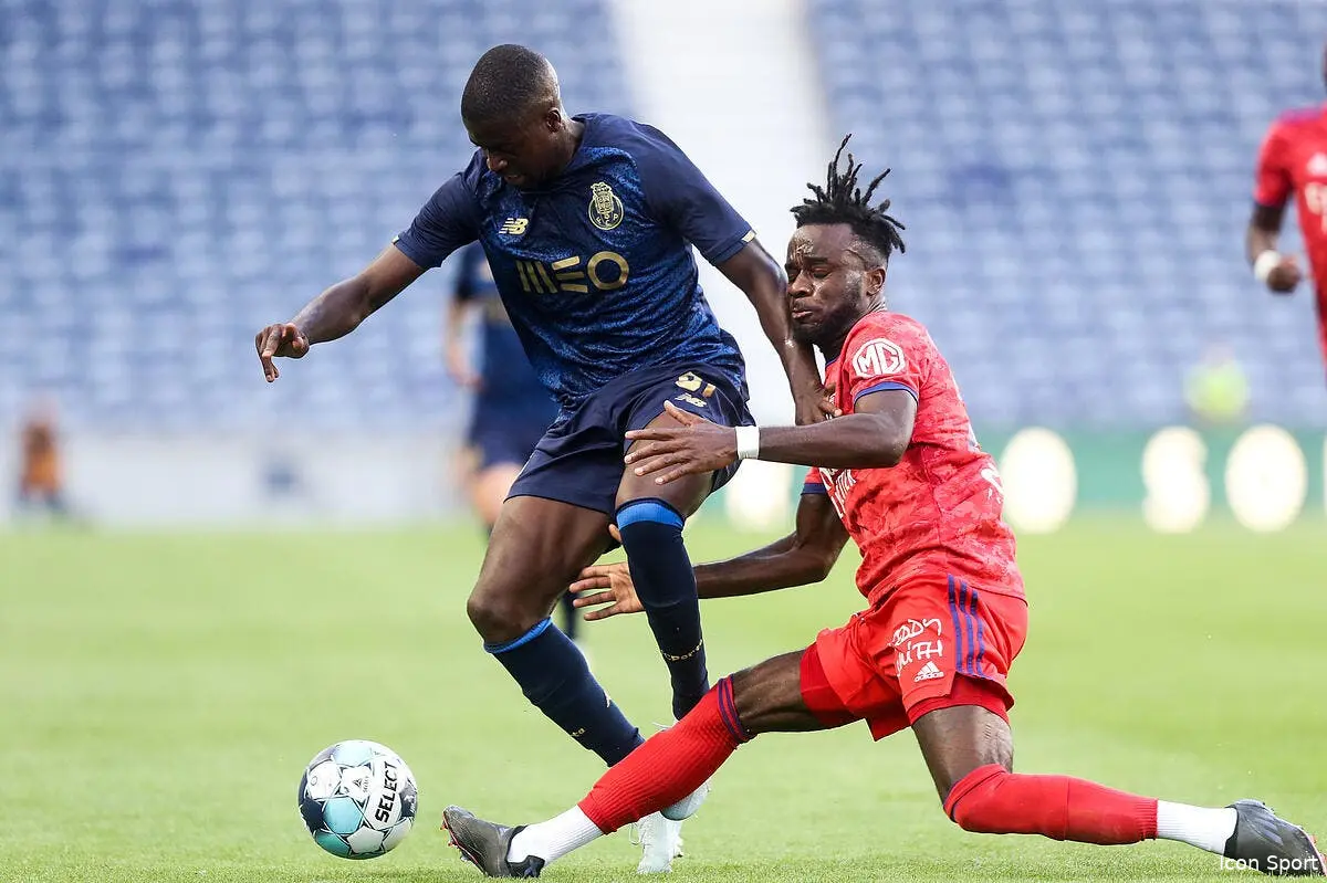 ol maxwel cornet a l inter le contre pied xxl icon ci sports 20210731 41250023 321113