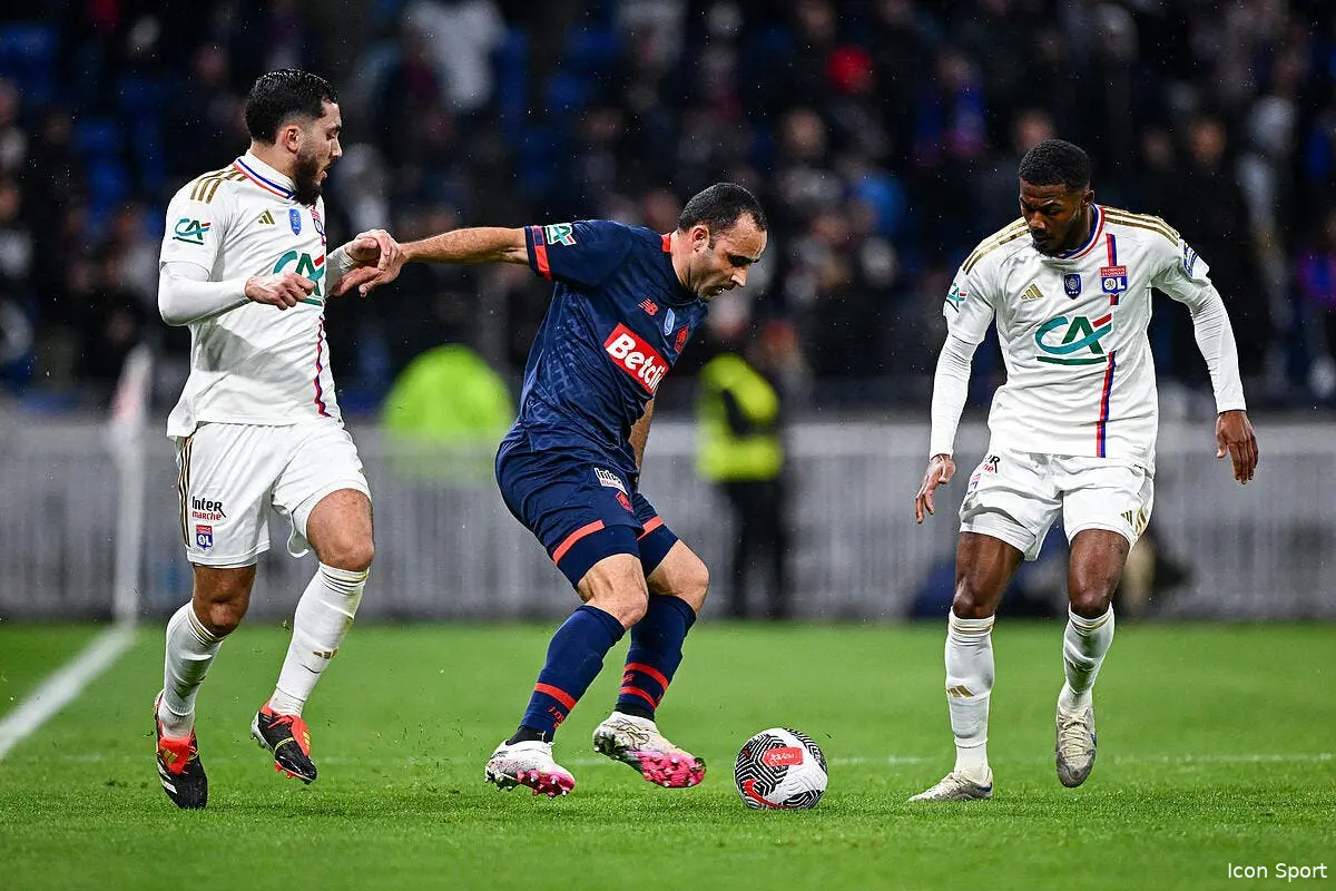 ol revenu du banc cherki veut la guerre desormais icon z91 1530 371650