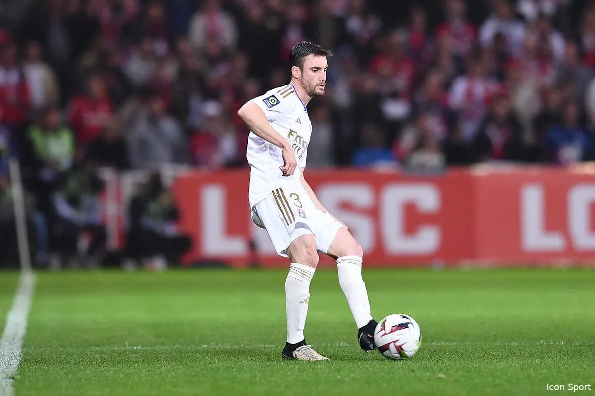 OL : Tagliafico encore dragué, ça sent le départ