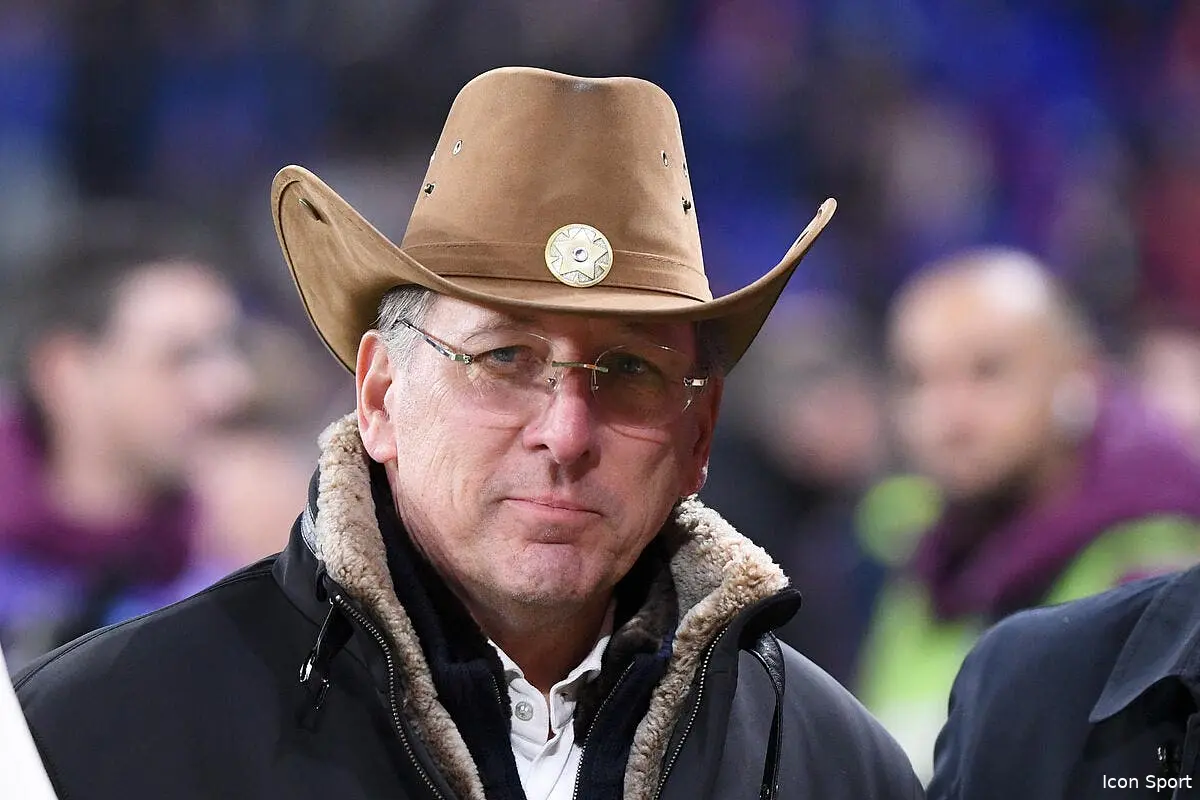 OL : Textor attaque le PSG et gagne des voix