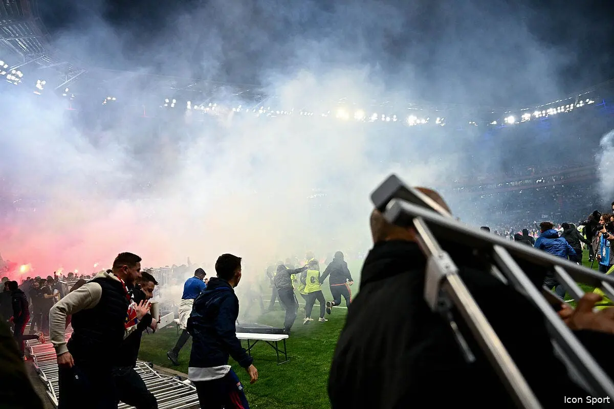 OL-VA : Un adjoint de l'entraîneur tabassé par un stadier