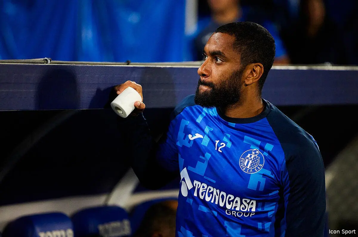 om jordan amavi renvoye a marseille icon 071 getbil20221018 198 362236