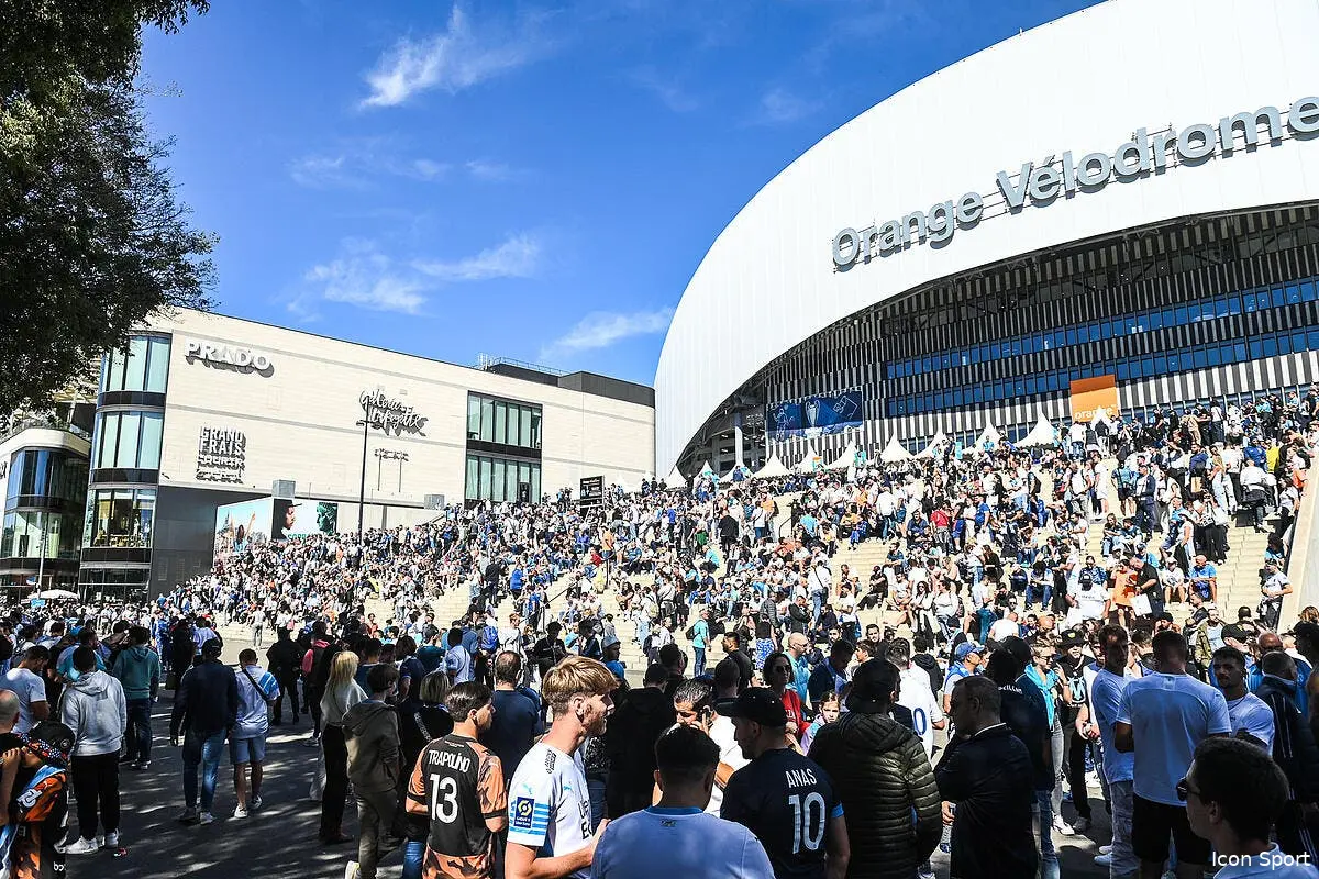OM-PSG : C'est déjà la folie pour entrer au Vélodrome