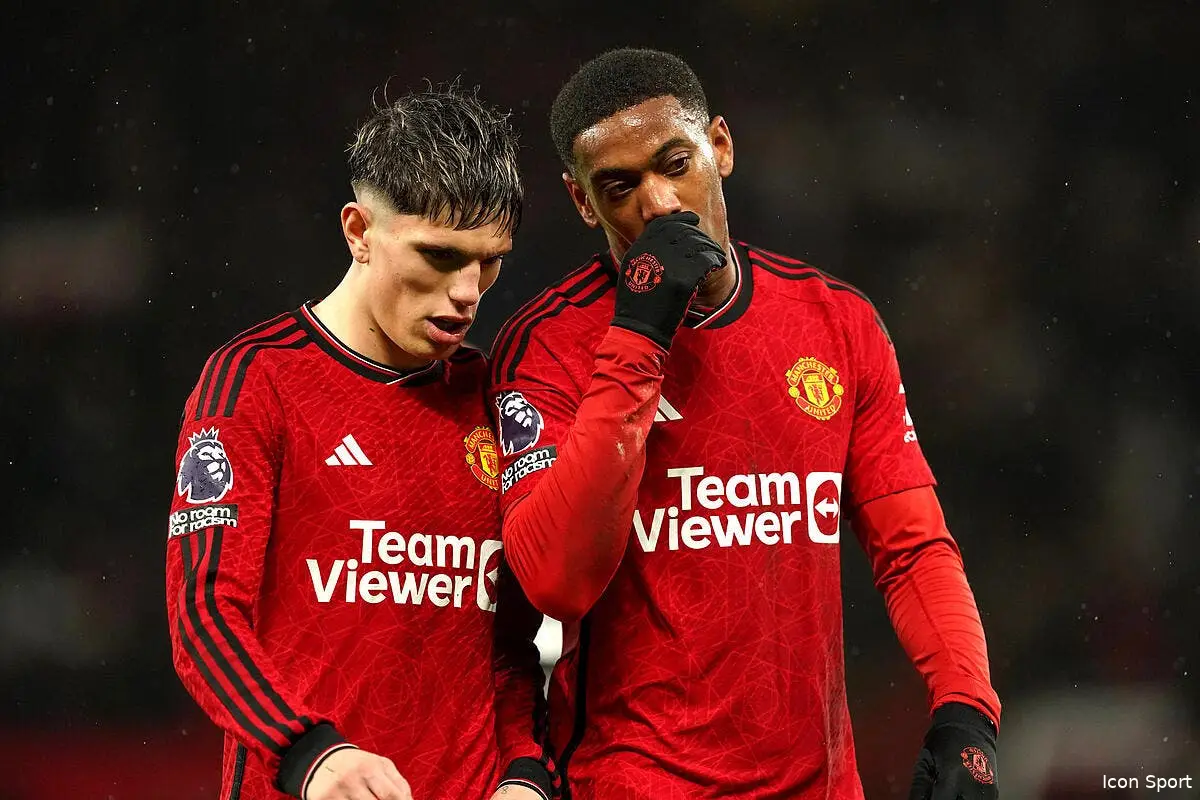 pl anthony martial opere et absent 10 semaines icon 74804617 370991