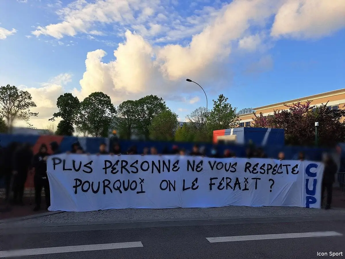 psg joueurs et direction menaces le cup s enerve fveffzawybylgmm 359901