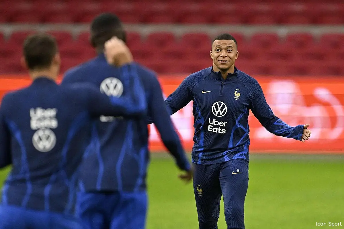 psg kylian mbappe prolonge le suspense sur son avenir icon 480911293 366642