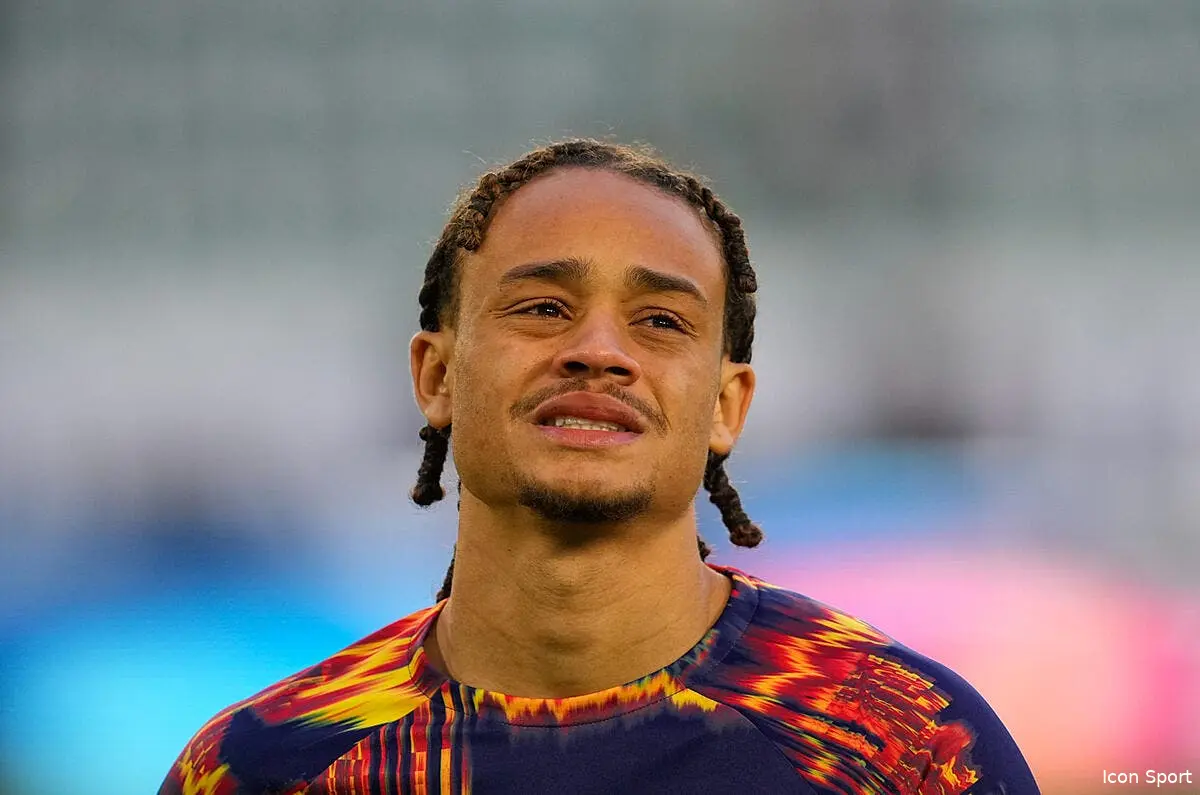 PSG : Xavi Simons veut partir, Luis Enrique intervient