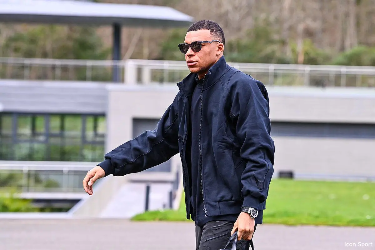 PSG : Mbappé et son petit jeu, Walid Acherchour n'en peut plus