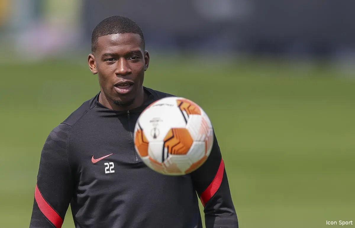psg une recrue surprise a 15 me arrive campos fait fort icon 220427 99 66596 dpai 345995