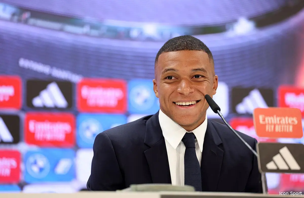 real mbappe victime d un premier choix fort iconsport 234385 0012 379415