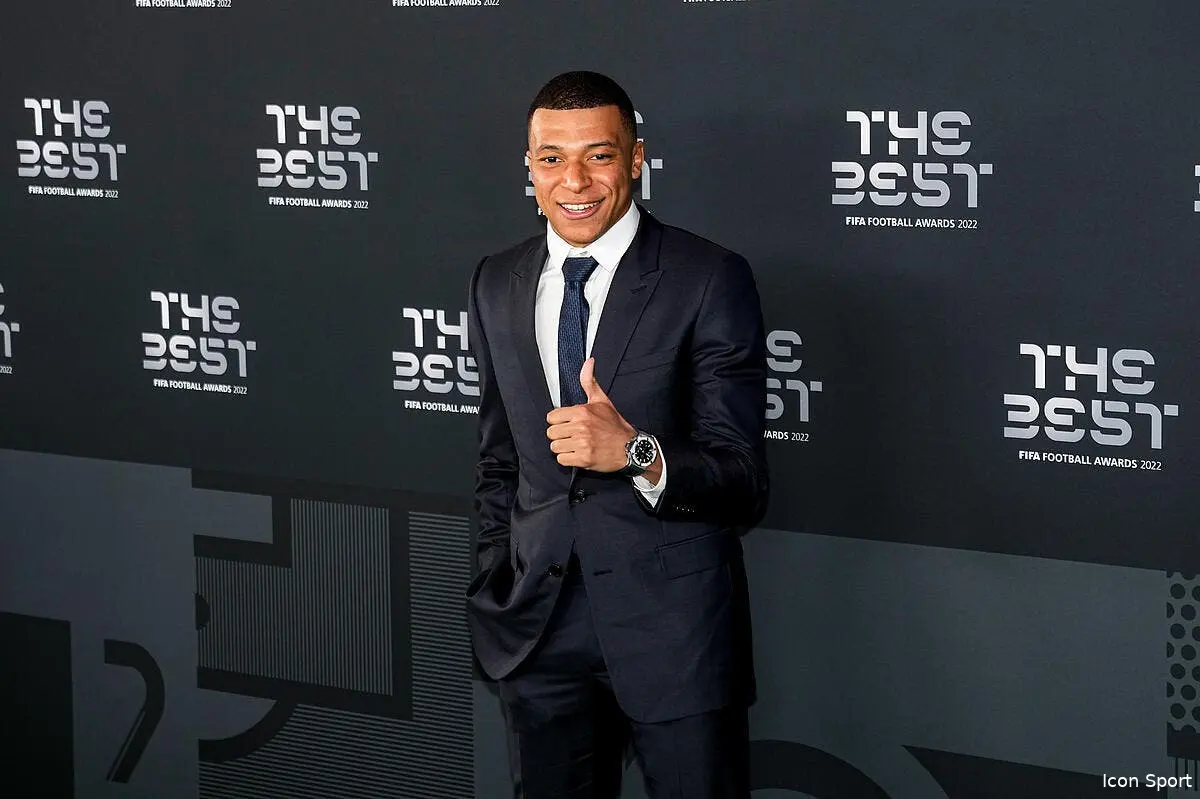 ronaldo fond litteralement pour kylian mbappe icon 27022023 27022023 dsc2934 357571
