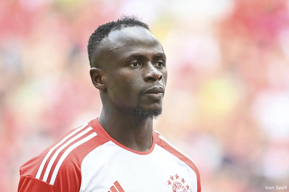 sadio mane a l om il tente le coup a fond icon 417956089 370349