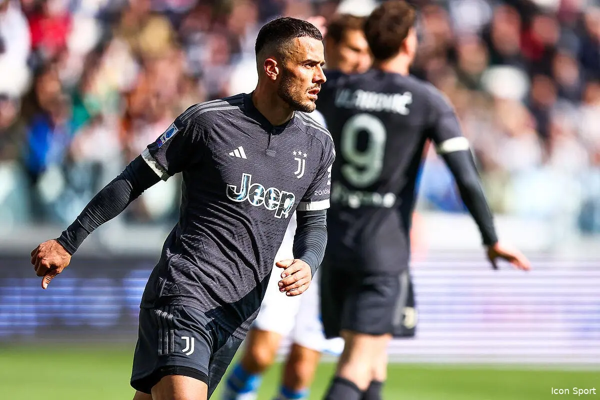 Serbe et ailier à la Juventus, il fait craquer l'OM !