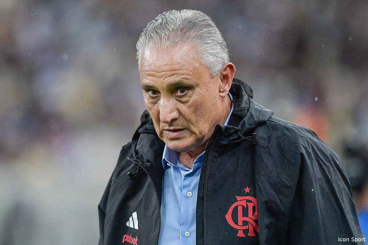 tite compare les cas neymar et daniel alves fureur au bresil icon sipausa 51032833 372589