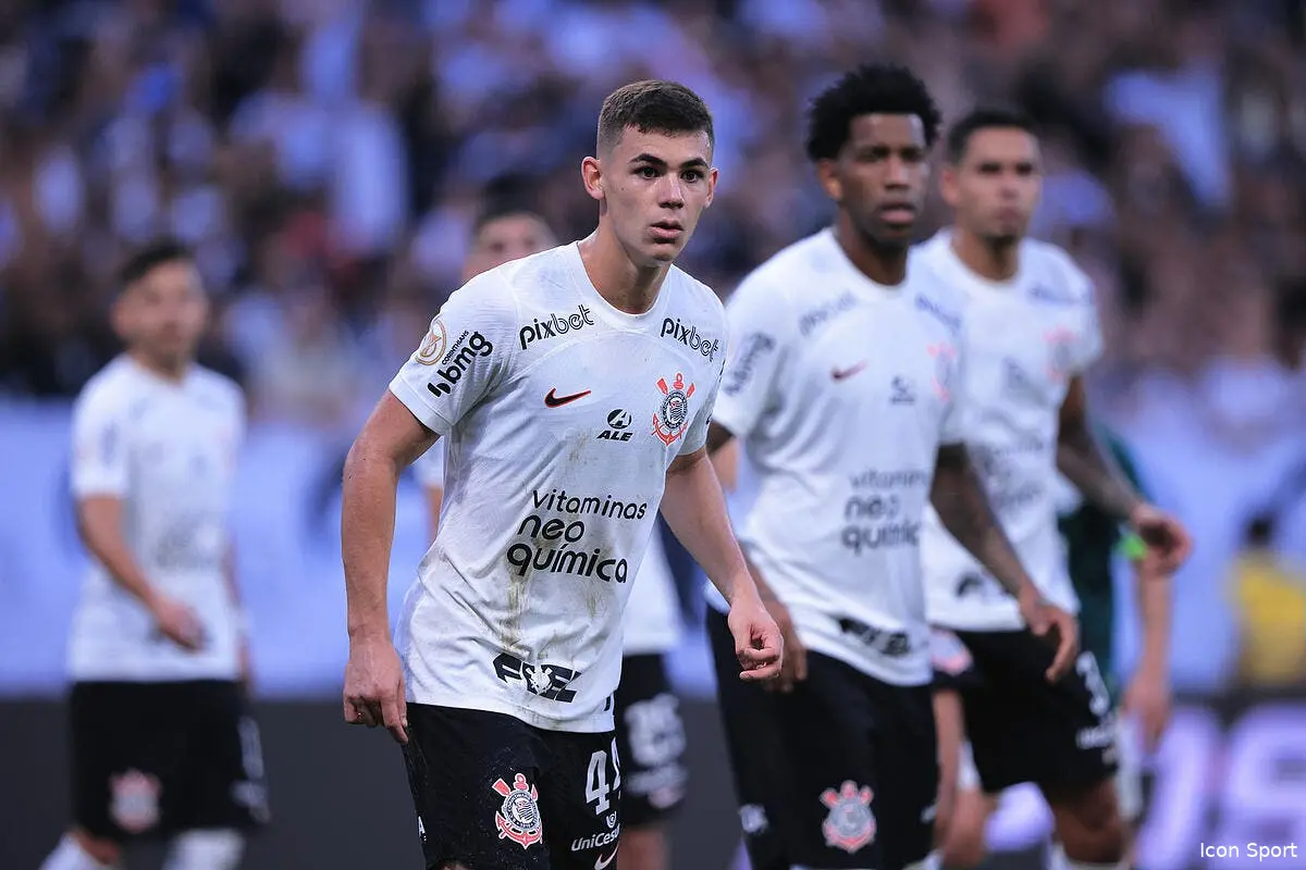 Le PSG menacé par un club brésilien