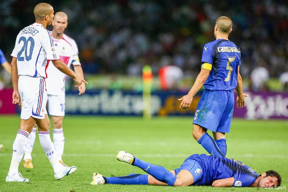 zidane a gache la carriere de materazzi il crache le morceau iconsport 017896 0031 373951