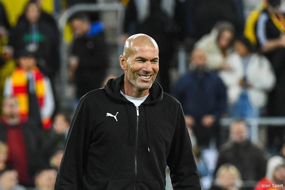 zidane annonce son retour l italie se frotte les mains icon dde 6228 372480