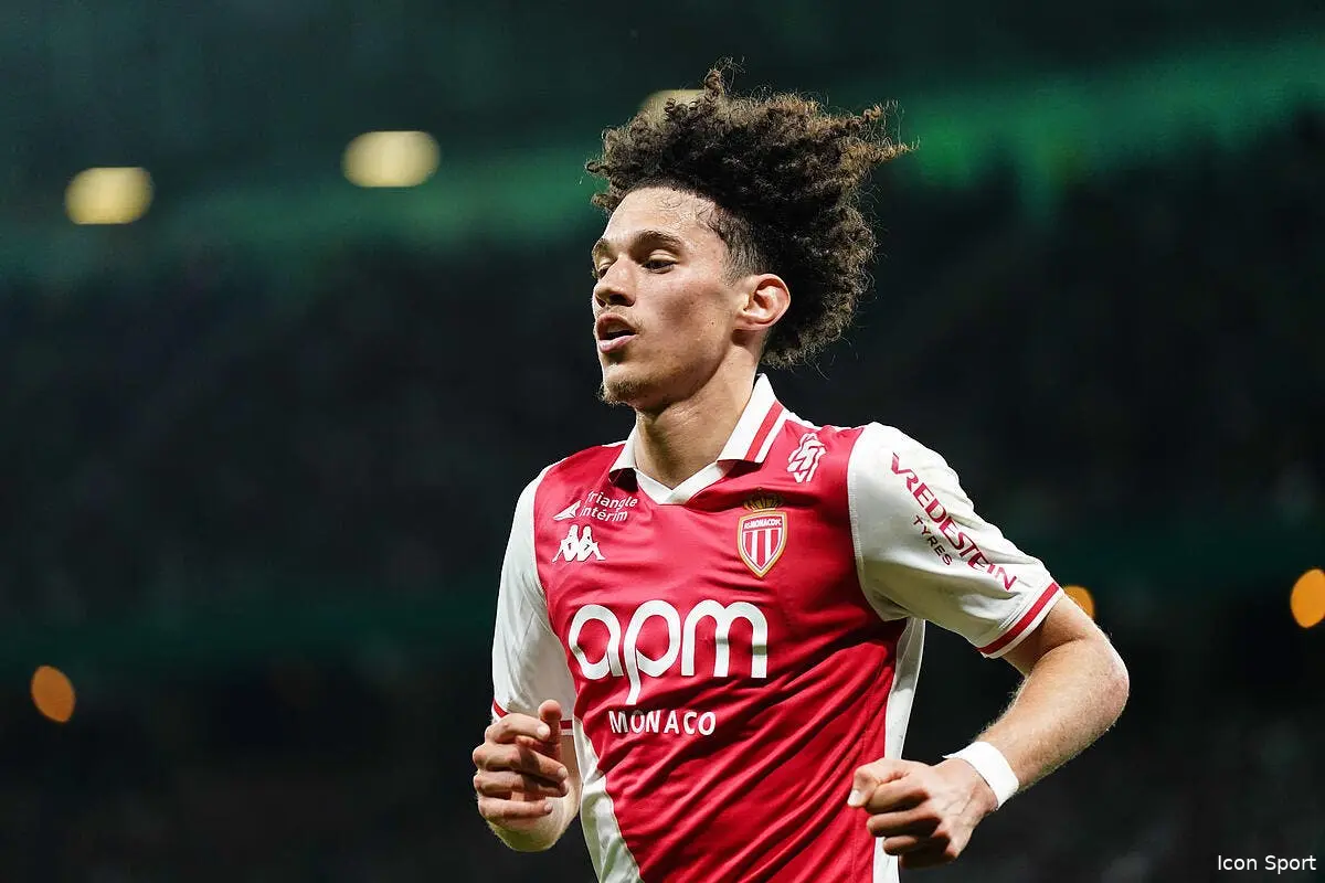 Akliouche au PSG, Monaco déchire une offre en or