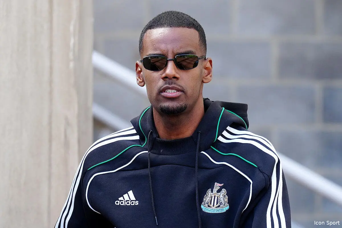 Alexander Isak fait grève, Newcastle s'en moque