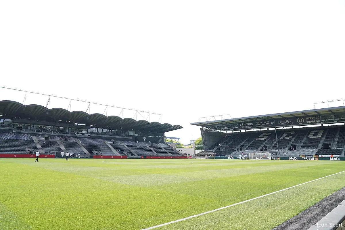 Angers - Paris FC : Les compositions (17h15 sur Ligue 1+)