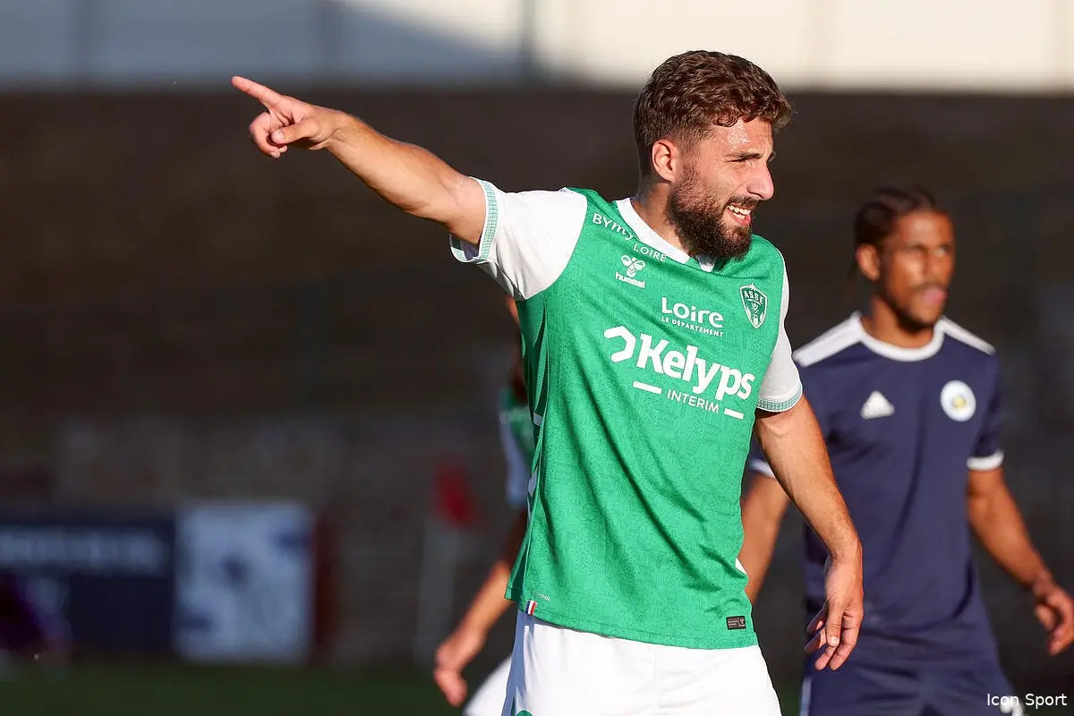 ASSE : Bataille Rennes-Besiktas pour Davitashvili ?
