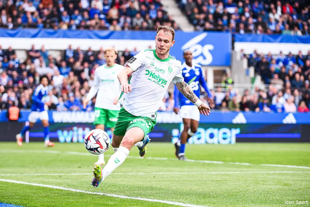 ASSE : Cardona a bouffé la feuille, son entraîneur l'excuse