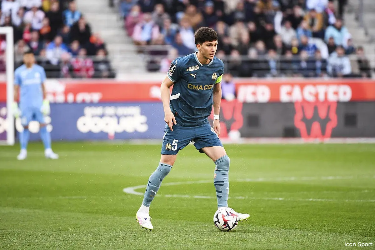 Balerdi blessé au genou, l'OM tremble fort
