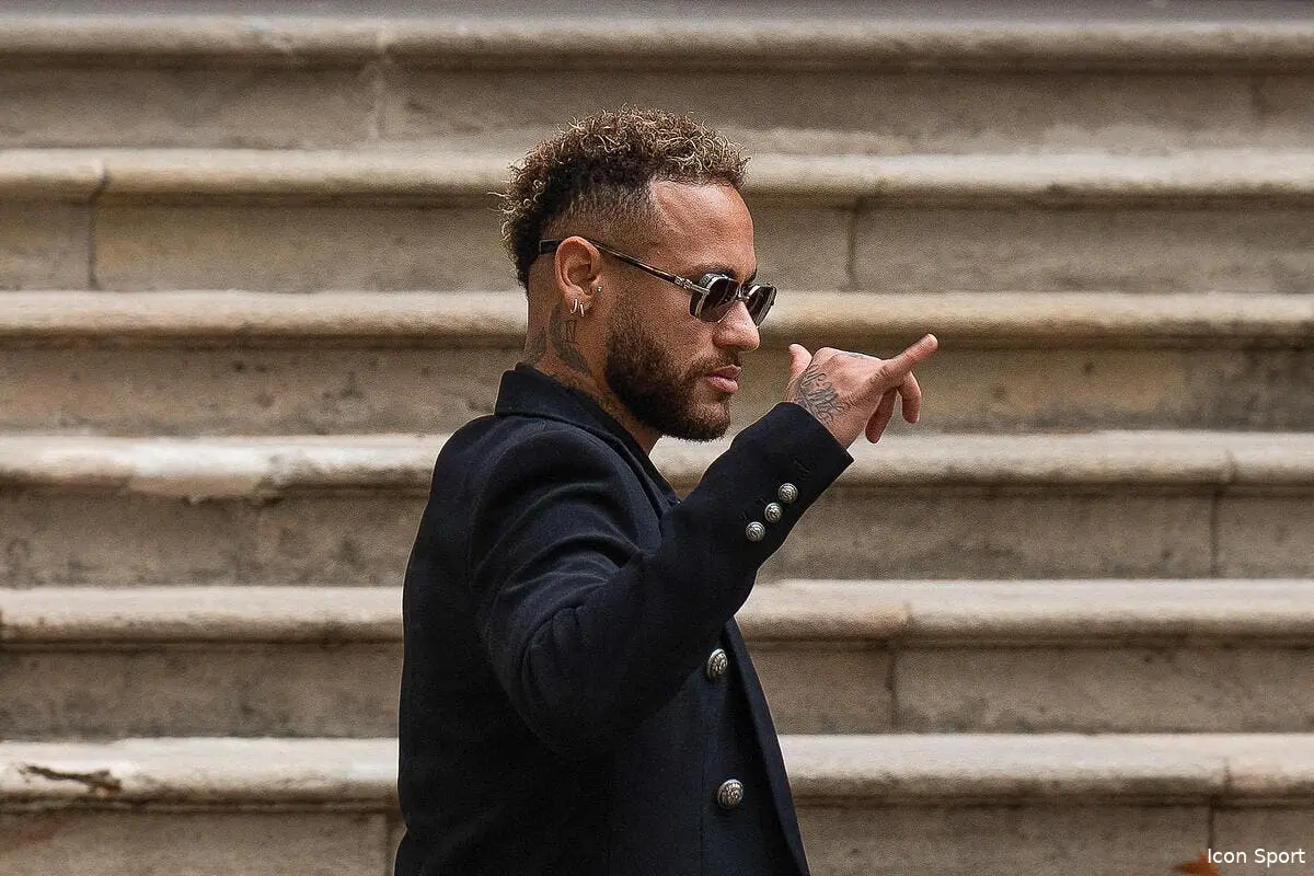 « Ce n’est pas le moment », Neymar se prend une claque
