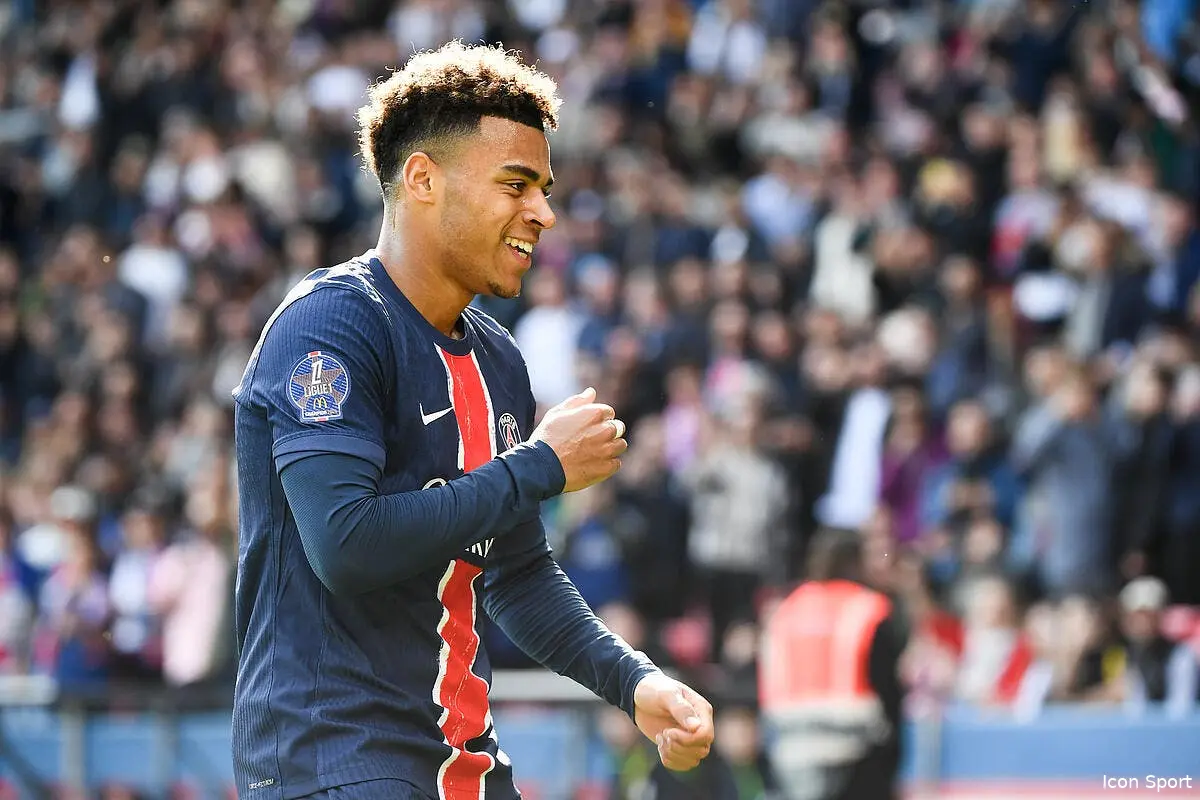 PSG : Désiré Doué et Paris, ça négocie fort