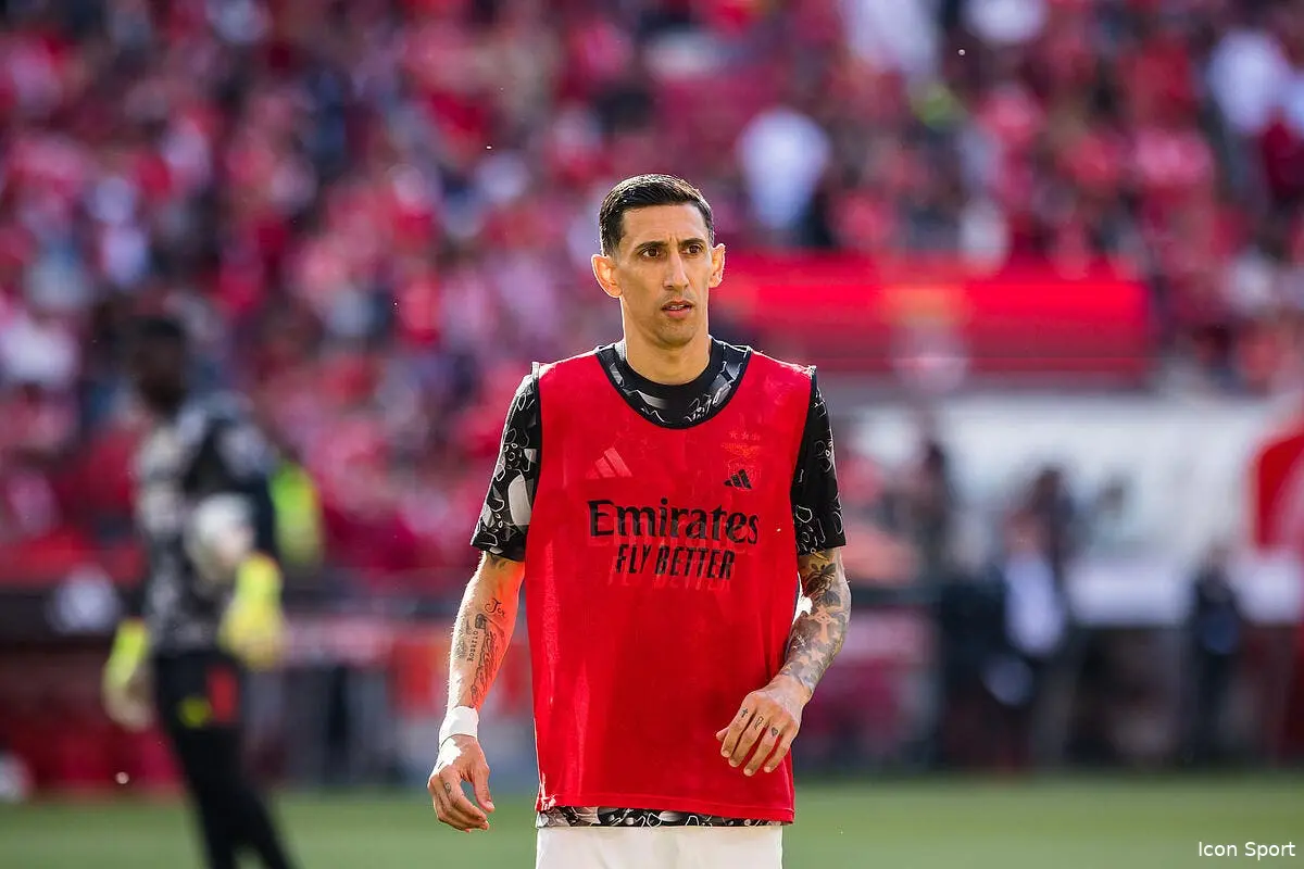 Di Maria fait une Cavani et lâche Benfica