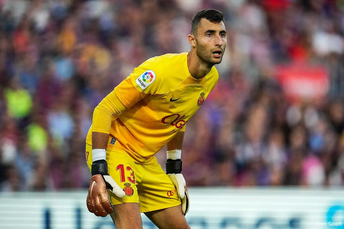 Textor empêche Greif de signer à l'OL