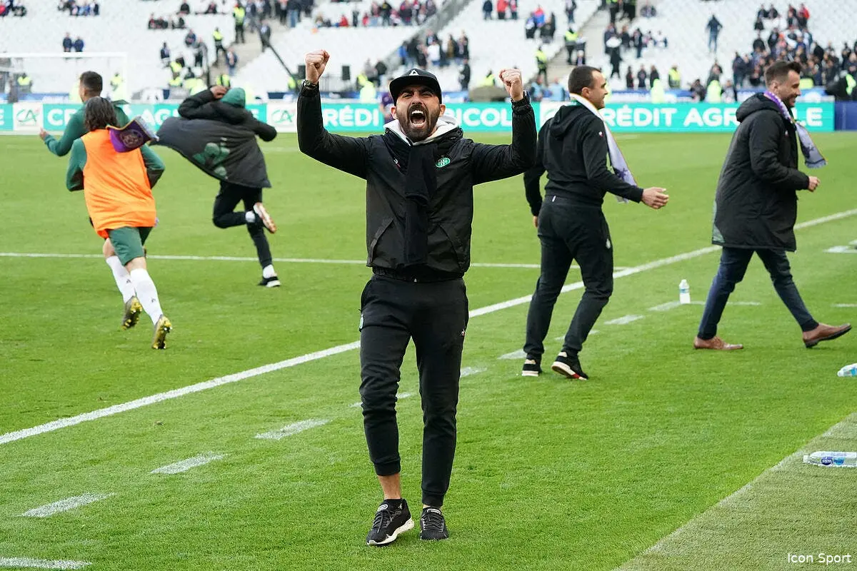 Il plaque l’ASSE pour l’Algérie, avec effet immédiat
