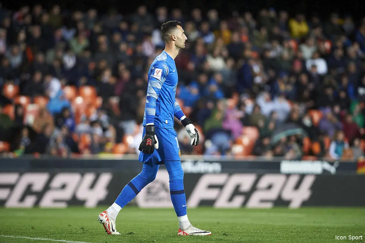 Il va signer à l’OL, « ce n’est pas normal »