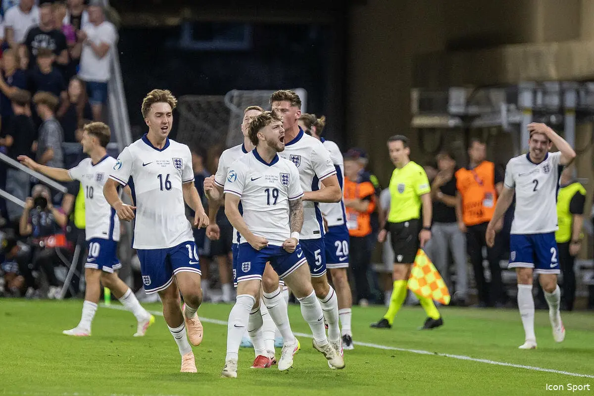Jonathan Rowe offre l'Euro Espoirs à l'Angleterre !
