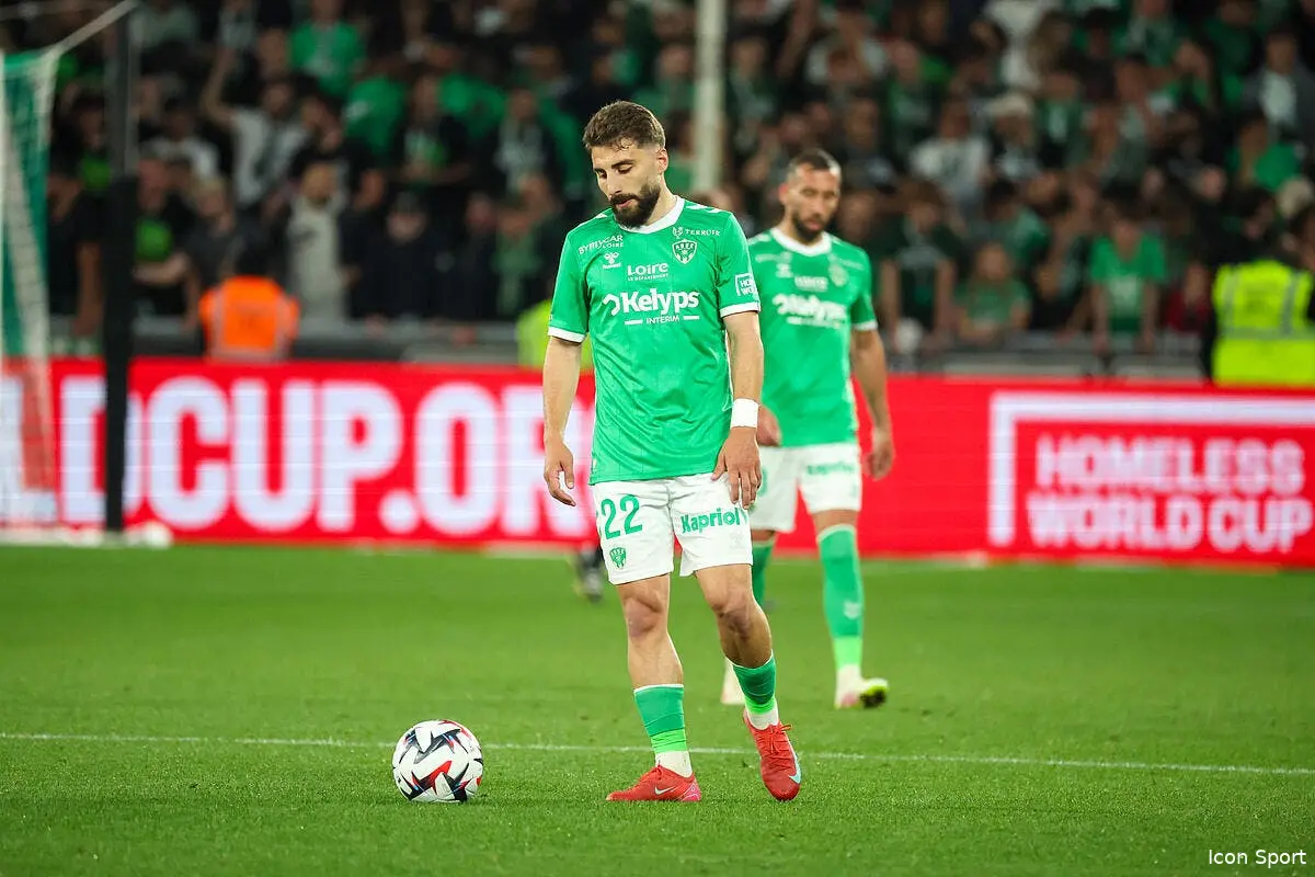 L'ASSE et l'OL en chute libre, elle prend peur