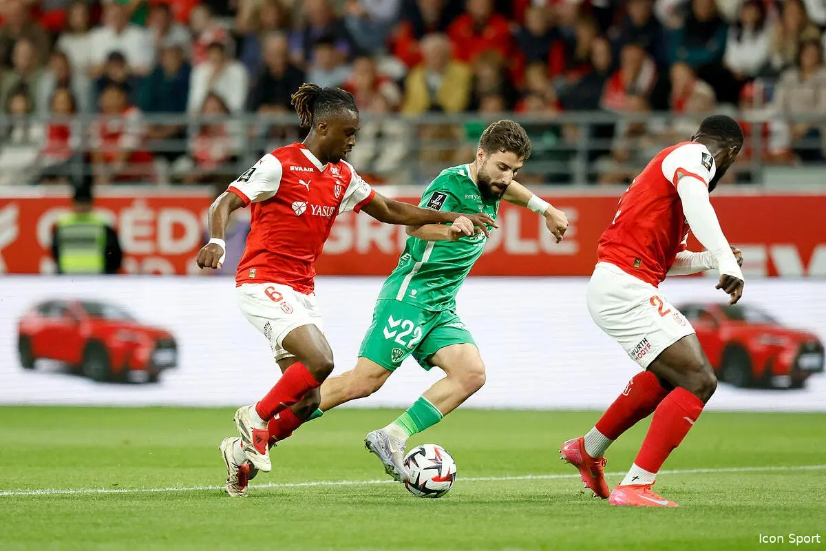 L2 : Reims laisse sa place en Ligue 1 à l'ASSE