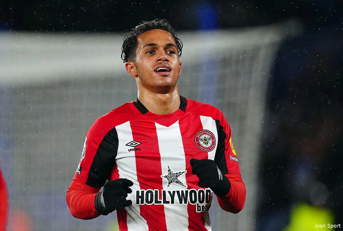 L'OL tente Fabio Carvalho, la réponse est rapide