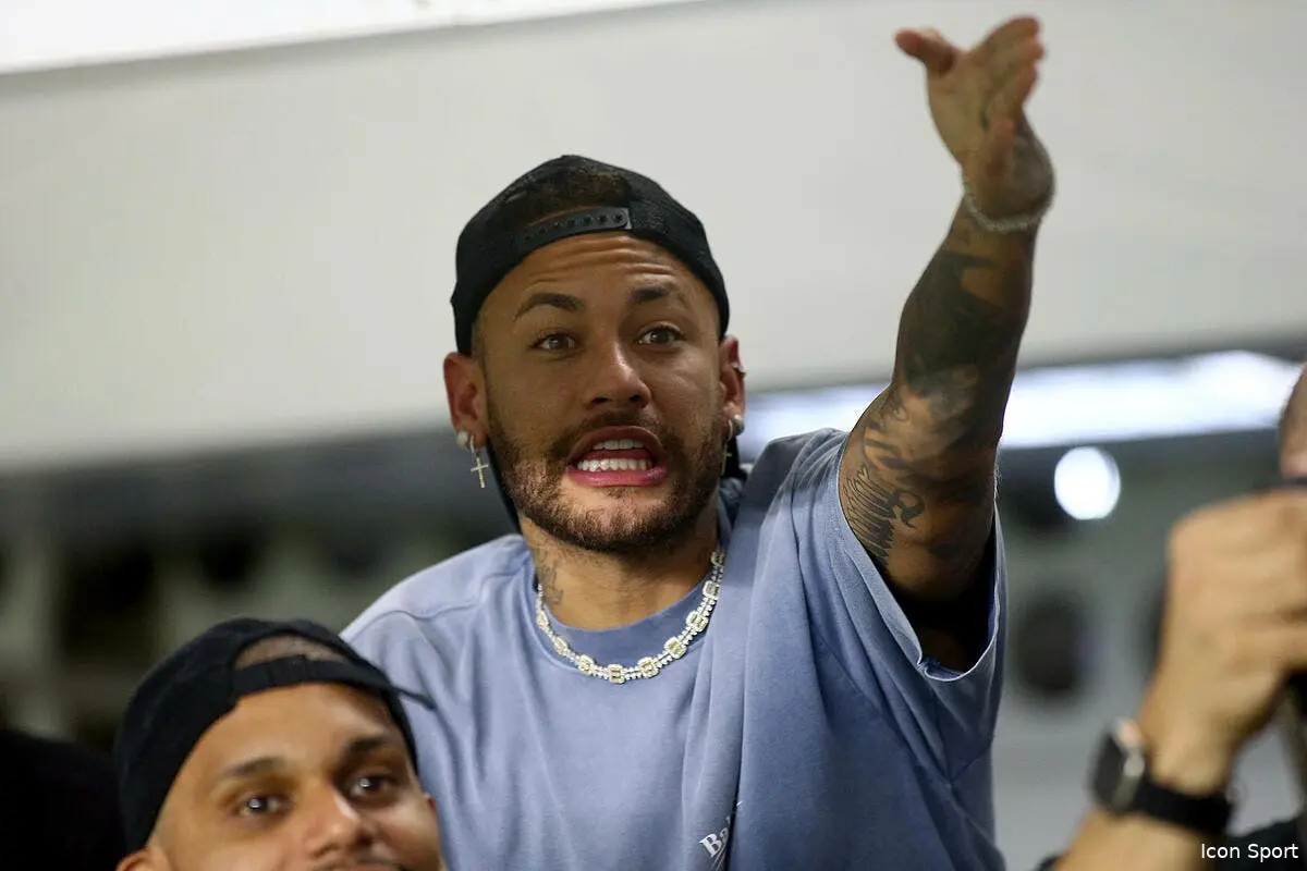 Le Brésil lui fait la misère, Neymar humilié en public