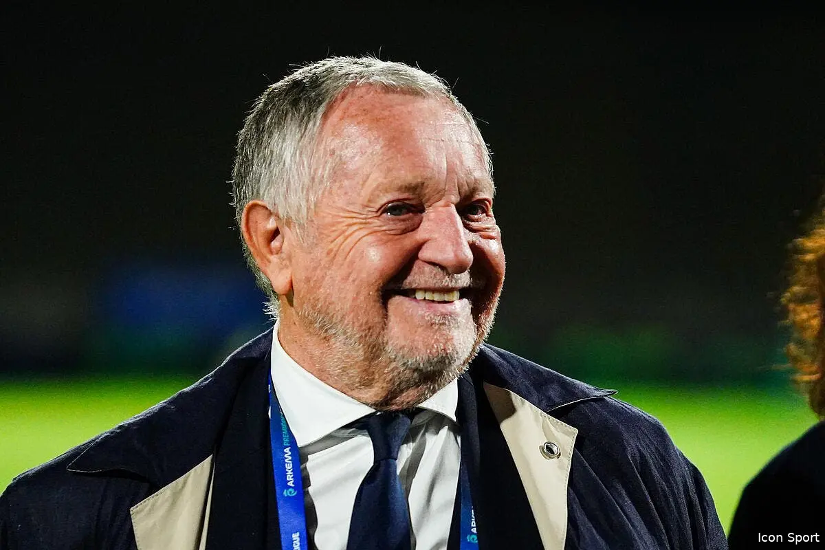 Le maire de Lyon met Jean-Michel Aulas au défi