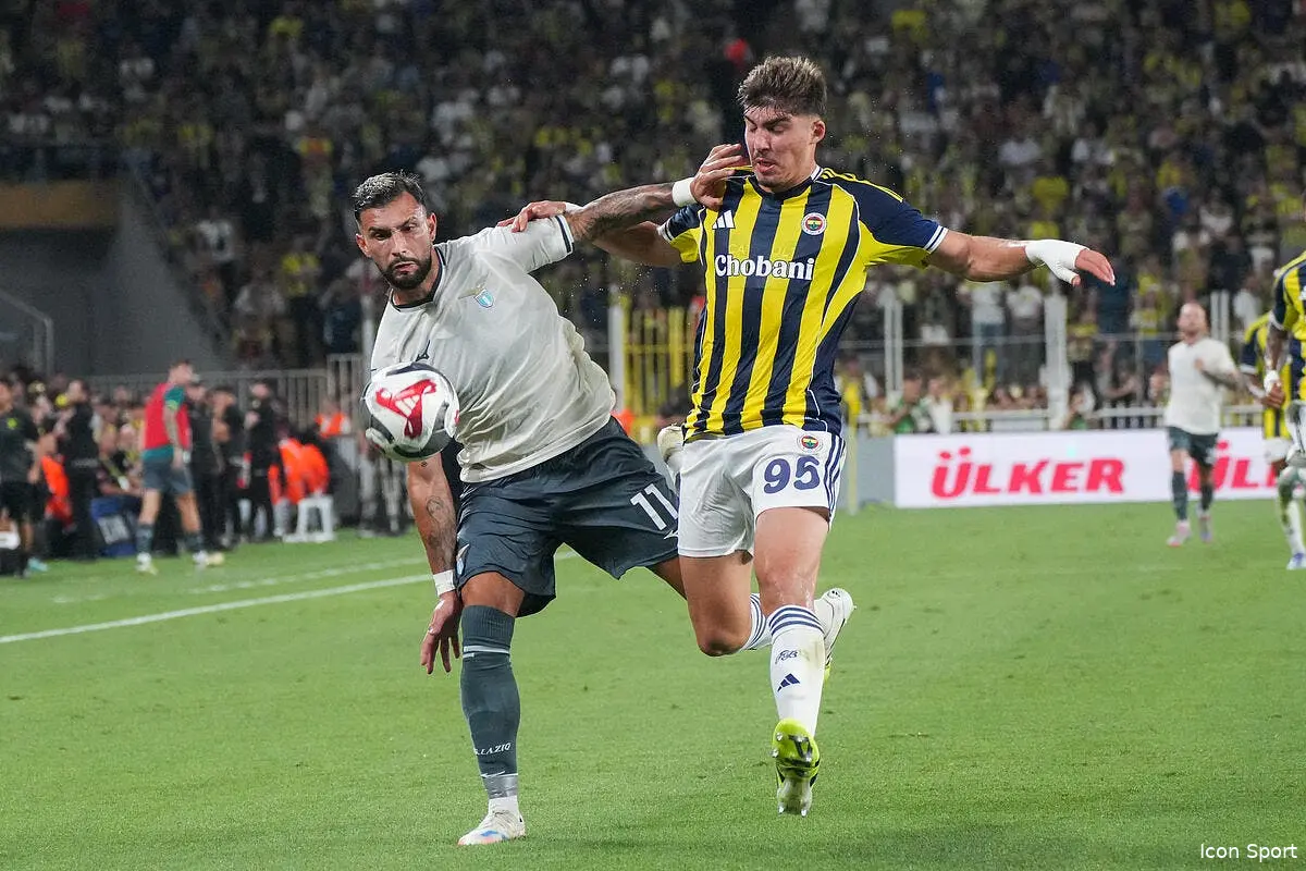 Le PSG à l'assaut d'un défenseur international